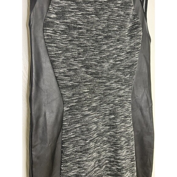 Womens DIVIDED H&M Black Faux Leather Bodycon Dress Size 6 Heathered Zip Back - Picture 4 of 7